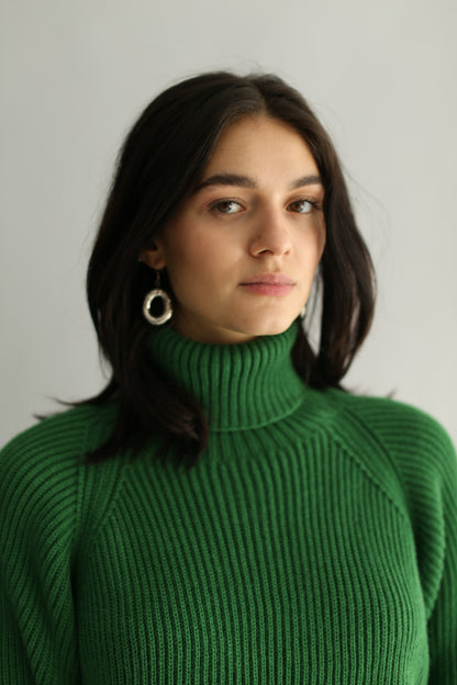 cropped turtleneck