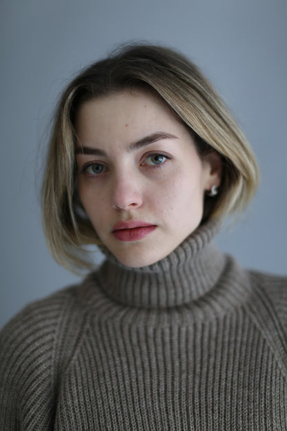 cropped turtleneck