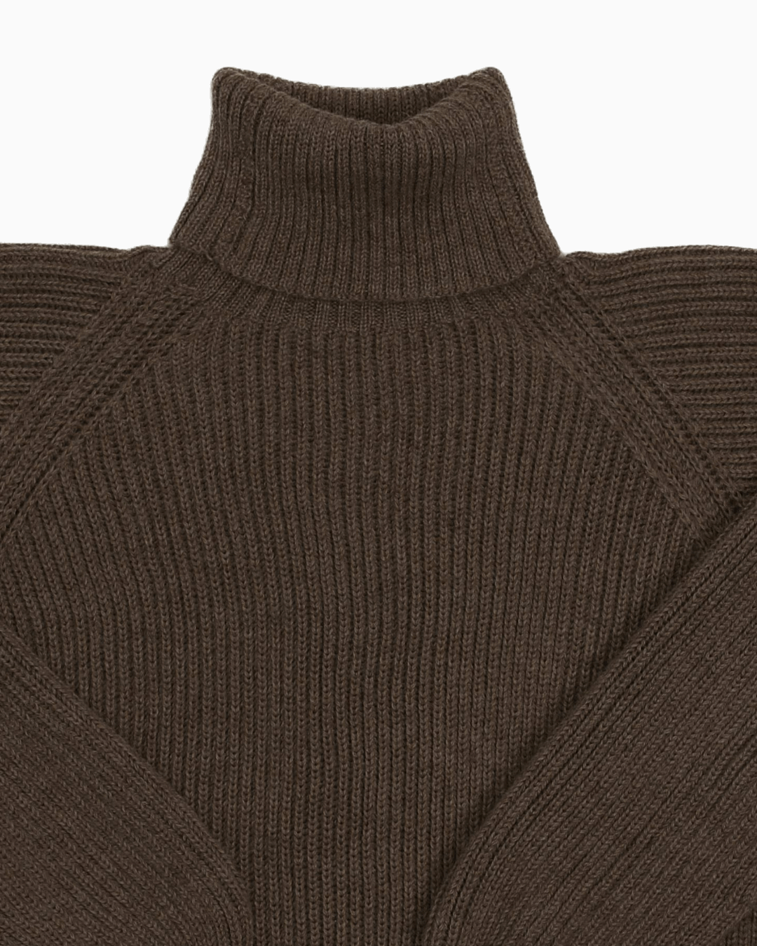 Collar detail of a dark brown unisex turtleneck sweater made of baby alpaca wool with a fisherman rib design.